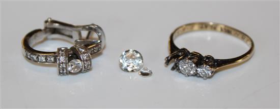 18ct gold diamond ring (1 stone missing), earrings and 2 stones